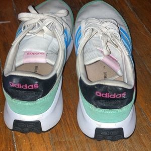 Adidas woman’s running shoes size 9. In almost new condition.